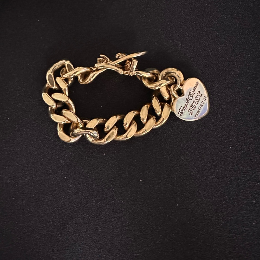 Juicy Couture Gold Heart-Tag Chunky Link Bracelet